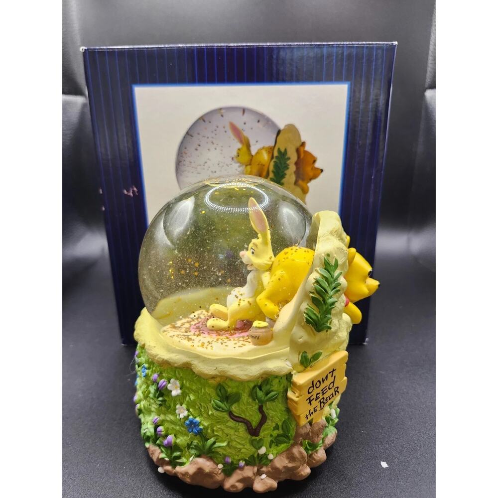 Winnie The Pooh and Rabbit Musical Snow Globe~Precious Moments~Disney